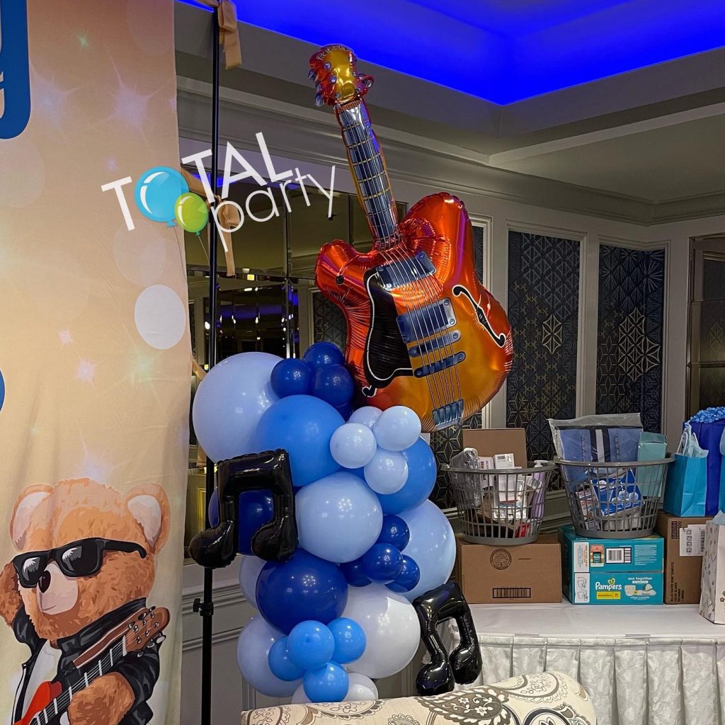 How adorable is this Rock-n-Roll theme baby shower?
#babyshower #rocknroll #guitars #balloons #babyshowerballoons #balloonsbytotalparty #njballoons #partypoles